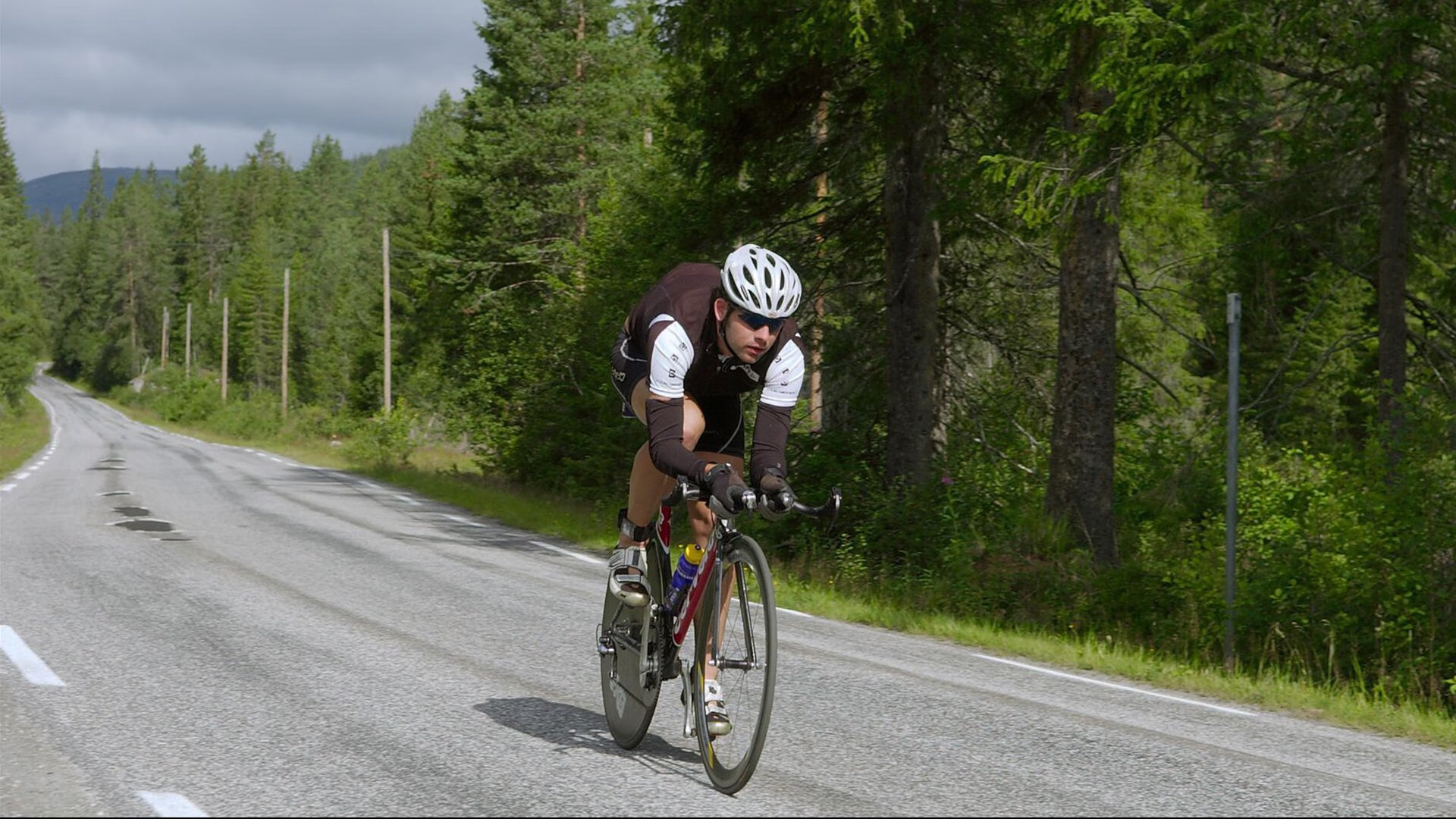 海洋潜水竞速，探索深海奥秘的极限运动，海上潜水视频